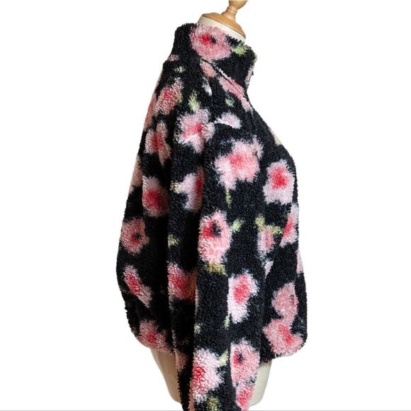 Sandy Liang Black Floral Fleece Fuzzy Pullover - Picture 4 of 7